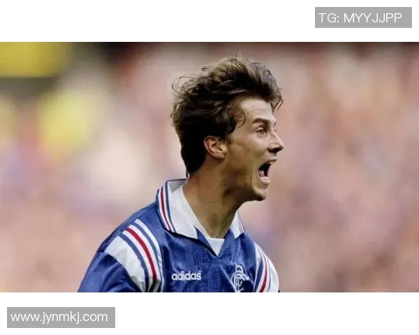 布满荣耀的绿茵传奇 球星布什么的崛起与征程