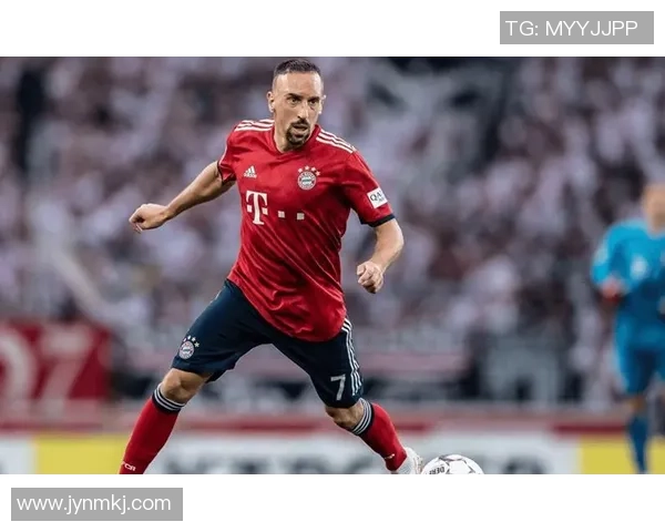 球星自拍足球视频挑战技术极限展现个人风采震撼粉丝 球星自拍足球视频挑战技术极限展现个人风采震撼粉丝